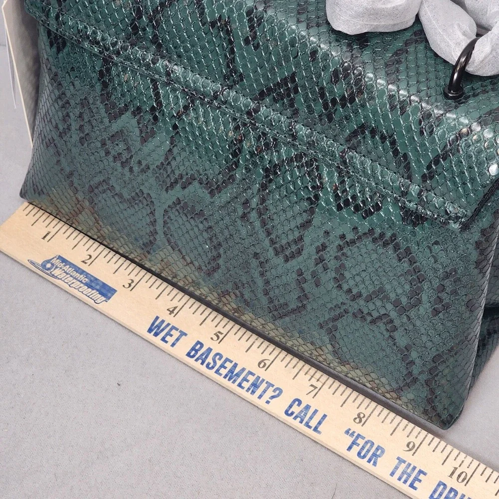 Nicole Miller Crossbody Bag Green Snakeskin Embossed Black Hardware‎ Women OS